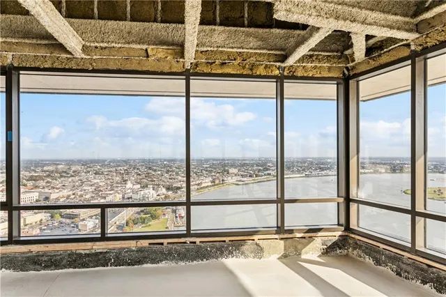 $23,000,000 | 2 Canal Street, Unit 3100, New Orleans, LA 70130