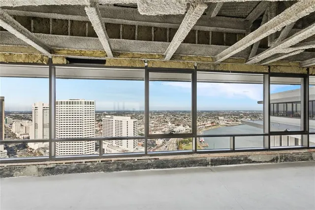 $23,000,000 | 2 Canal Street, Unit 3100, New Orleans, LA 70130