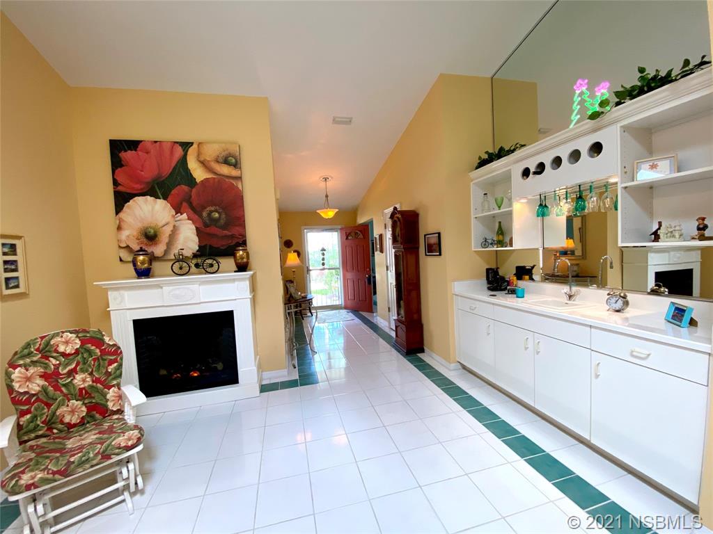 2118 South Riverside Drive Edgewater, FL 32141 - Photo 8 of 34 Gallery Image 8