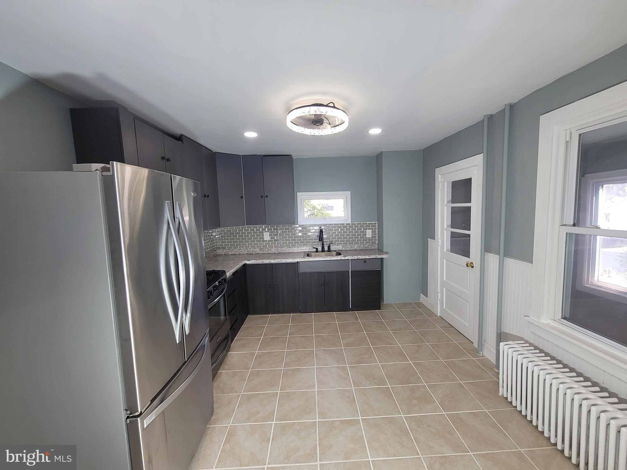 516 Hawthorne Street Reading, PA 19611 - Photo 15 of 54 Gallery Image 15