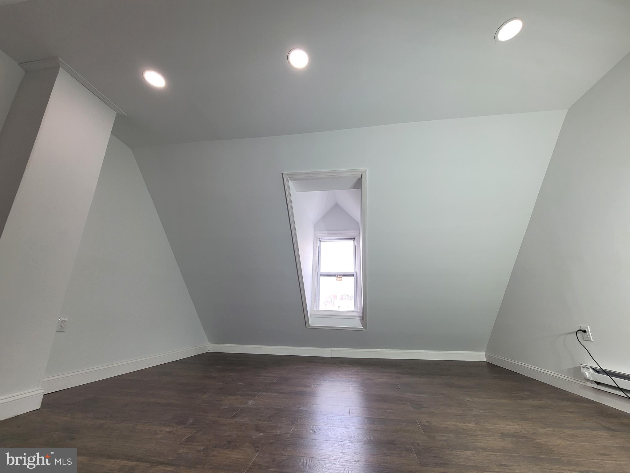 516 Hawthorne Street Reading, PA 19611 - Photo 37 of 54 Gallery Image 37