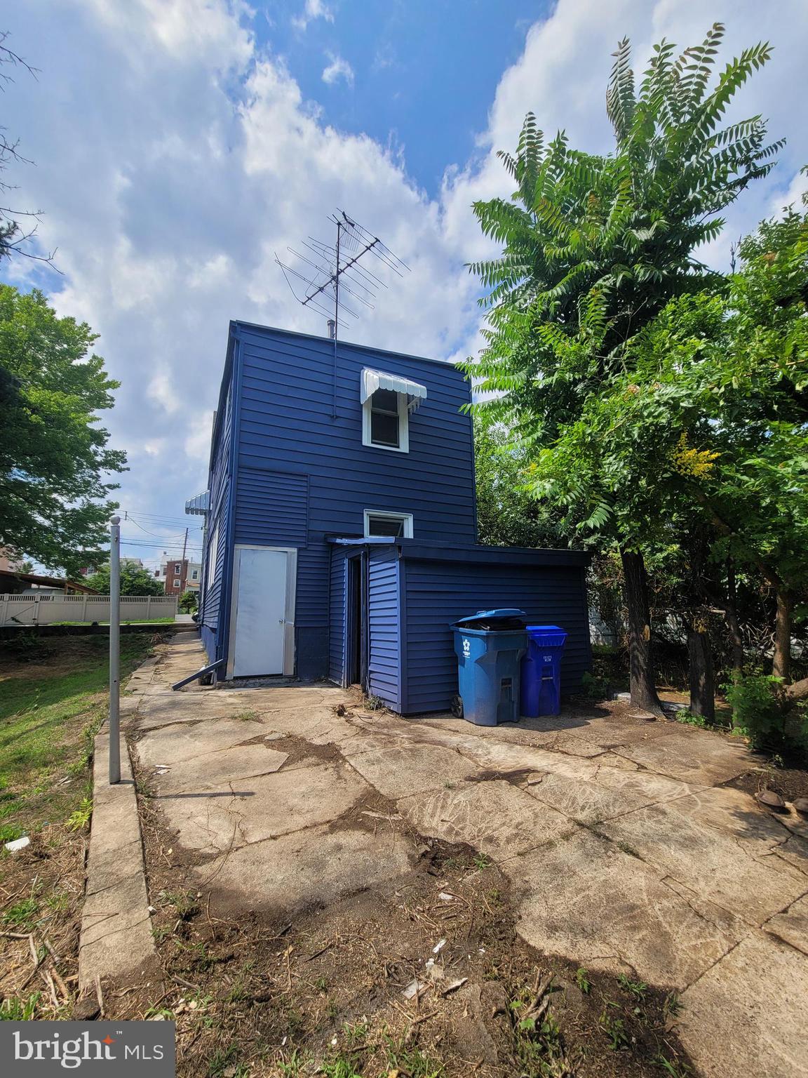 516 Hawthorne Street Reading, PA 19611 - Photo 8 of 54 Gallery Image 8