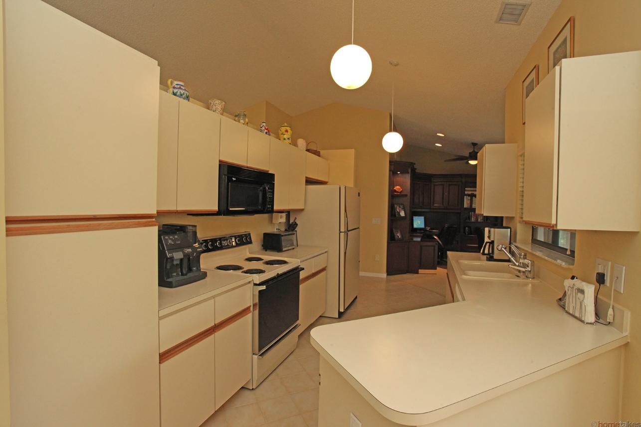 9530 Trivolo Place Boca Raton, FL 33434 - Photo 4 of 13 IMG_0015