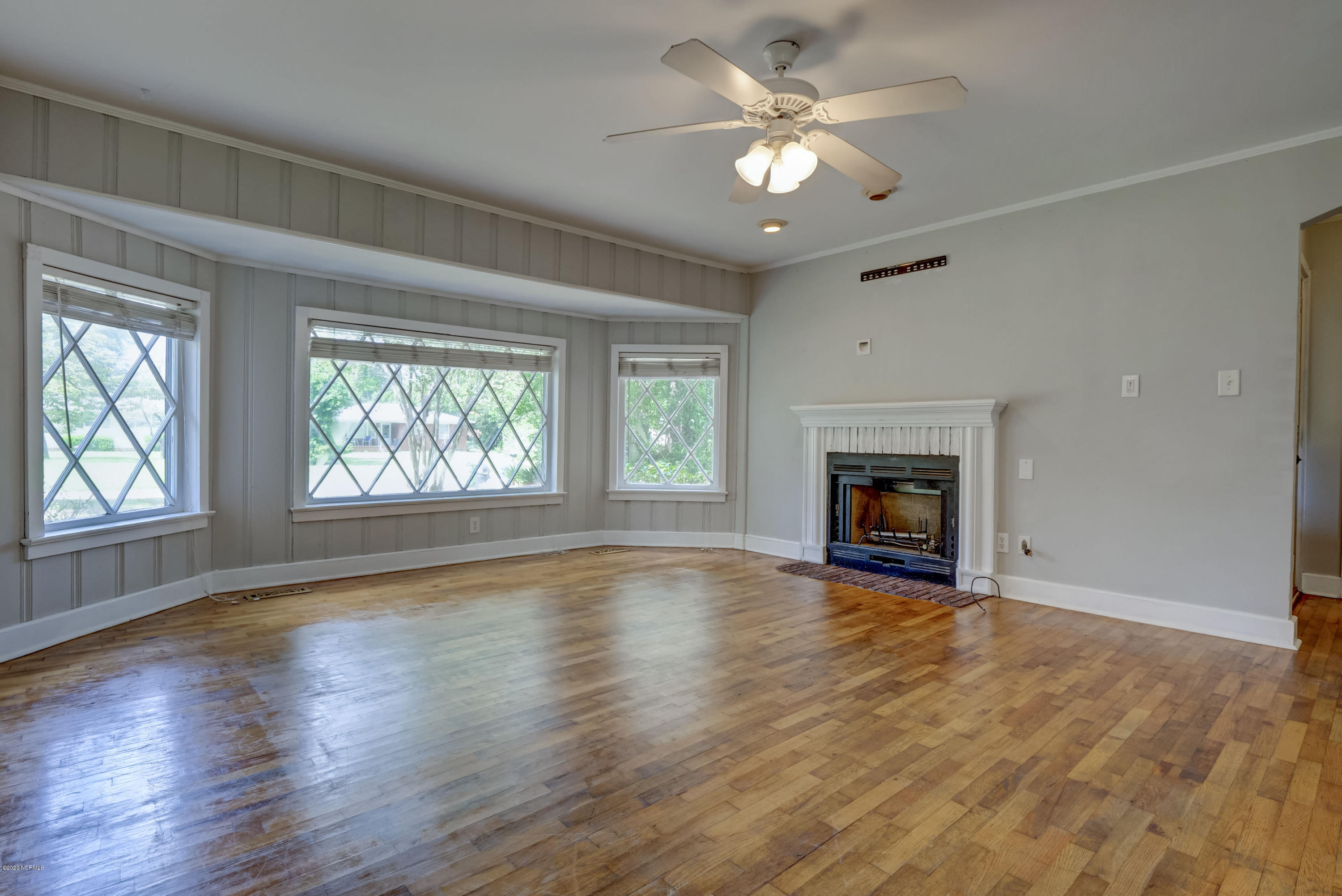 208 Forest Road Wilmington, NC 28403 - Photo 5 of 33 006__jka5282_3_4_5_6_7_8