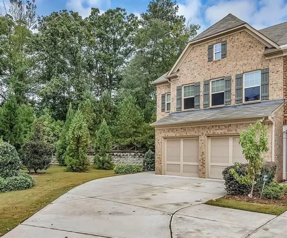 $2,700 | 2160 Greencrest Circle, Alpharetta, GA 30004