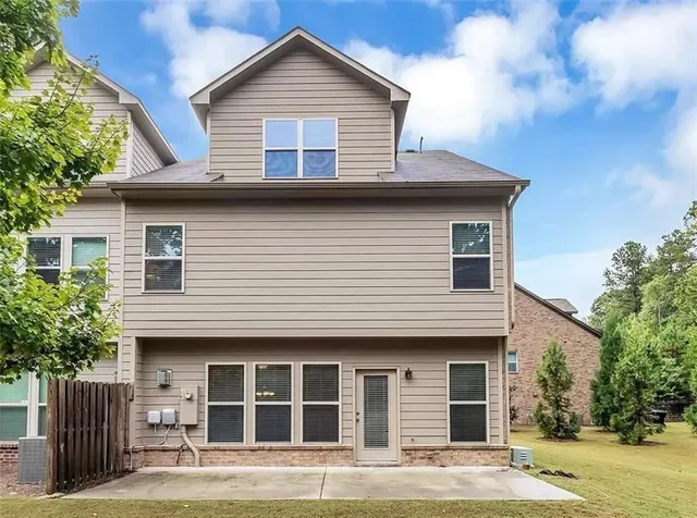 $2,700 | 2160 Greencrest Circle, Alpharetta, GA 30004