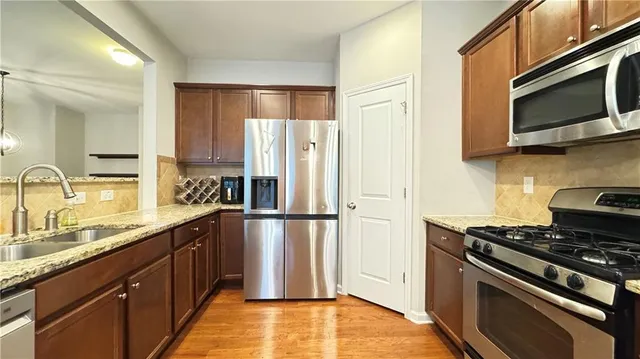 $2,700 | 2160 Greencrest Circle, Alpharetta, GA 30004