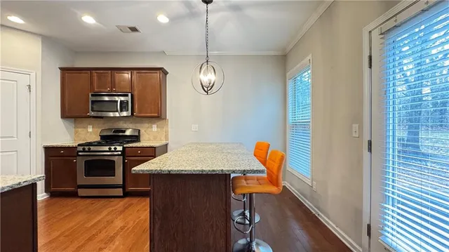 $2,700 | 2160 Greencrest Circle, Alpharetta, GA 30004