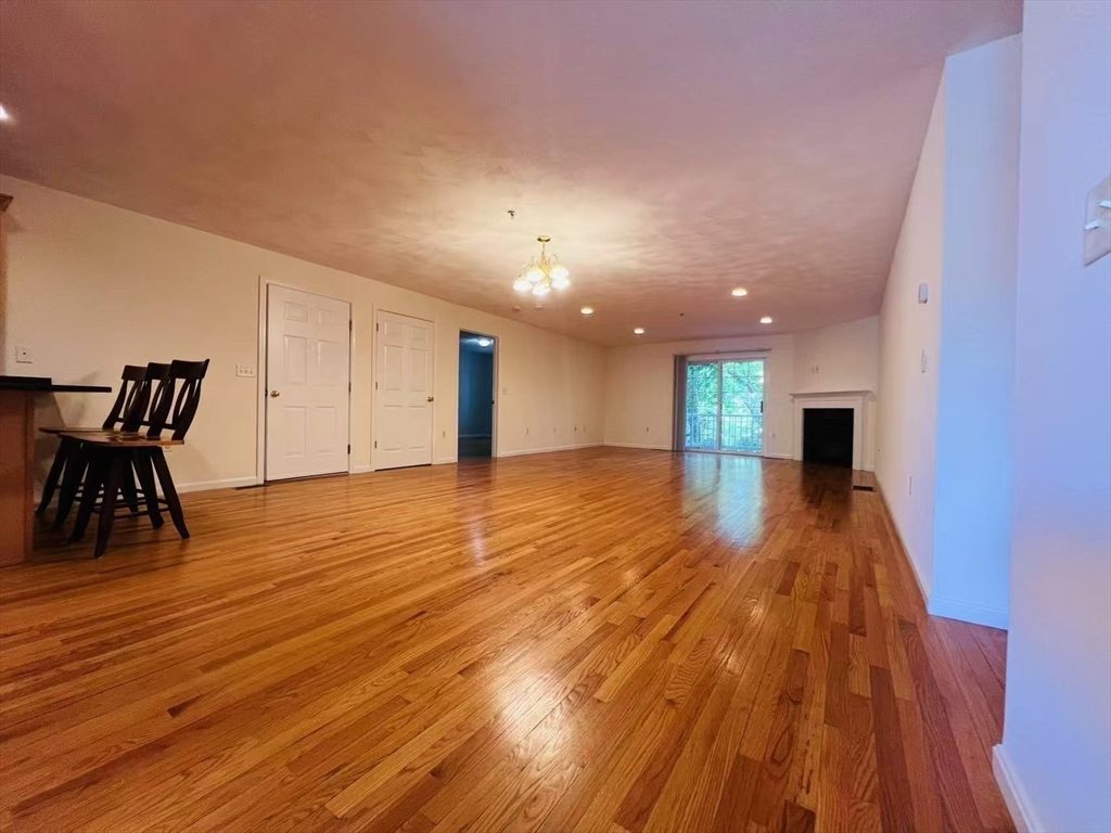 18 Dale Street, Unit 8B Andover, MA 01810 - Photo 5 of 17
