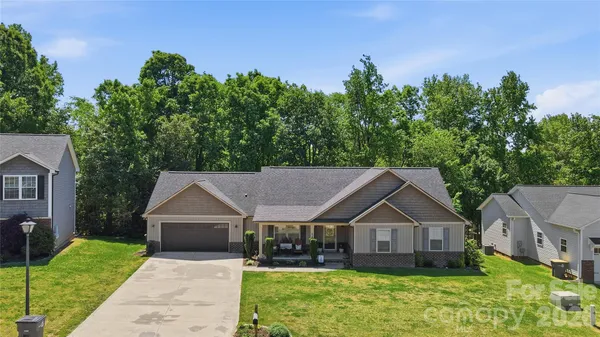 $325,000 | 646 Marigold Drive, Kannapolis, NC 28083