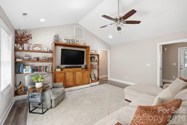 $325,000 | 646 Marigold Drive, Kannapolis, NC 28083