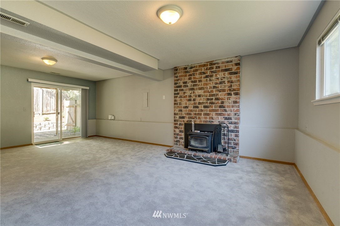 2105 172nd Place Southeast Bothell, WA 98012 - Photo 21 of 24 Gallery Image 21