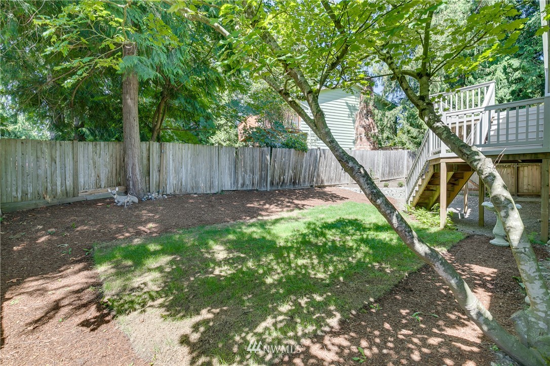 2105 172nd Place Southeast Bothell, WA 98012 - Photo 4 of 24 Gallery Image 4