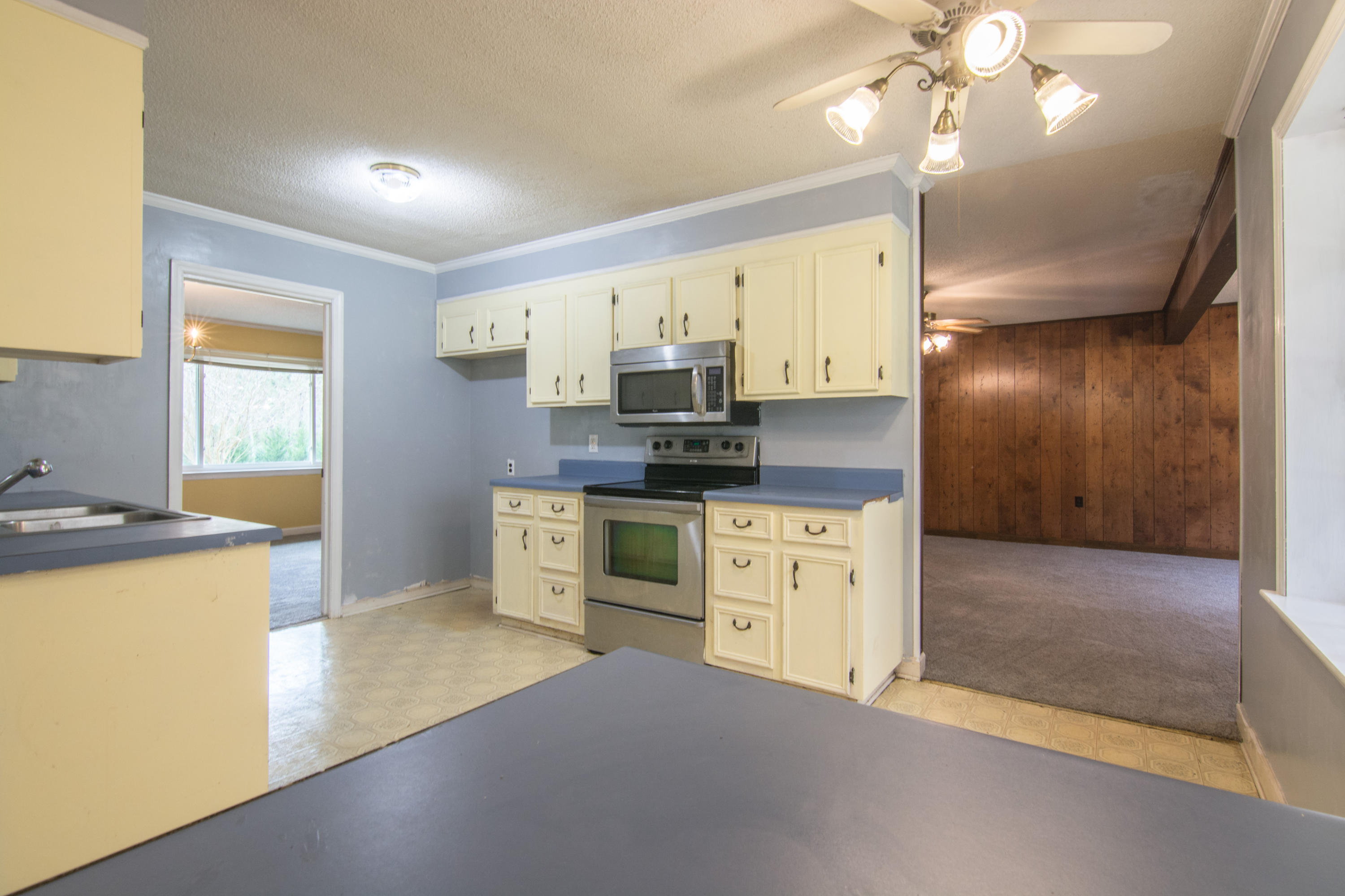 147 Country Road Bowman, SC 29018 - Photo 21 of 33 DSC_0157