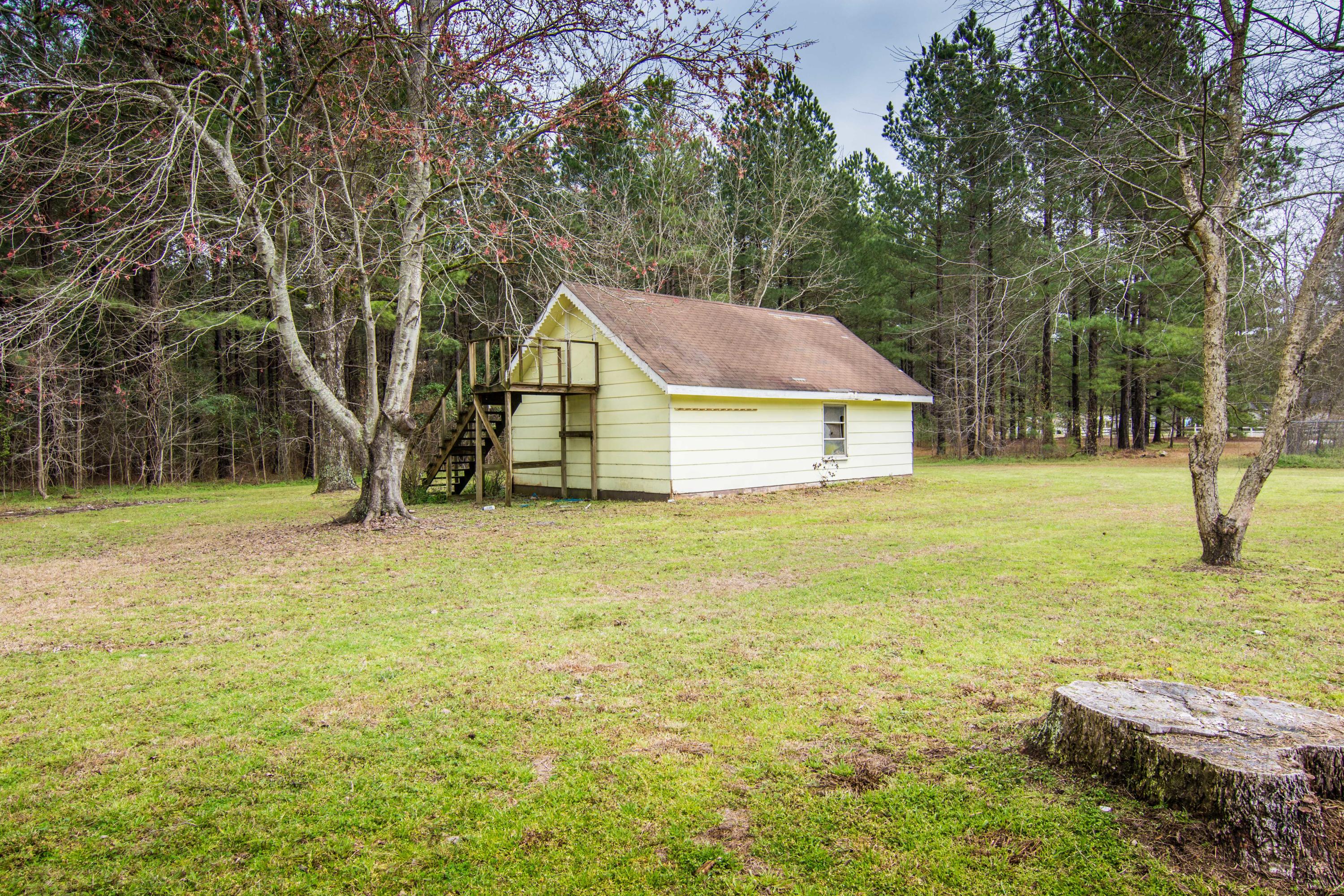 147 Country Road Bowman, SC 29018 - Photo 7 of 33 DSC_0064