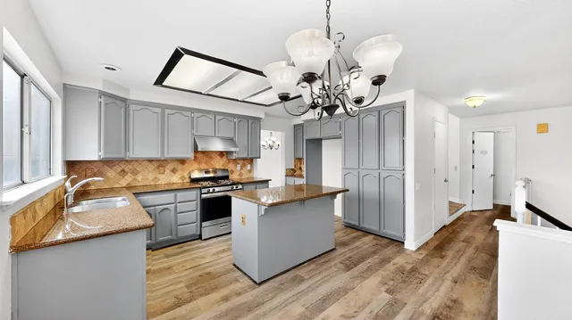 $599,999 | 1733 Nighthawk Way, Modesto, CA 95358