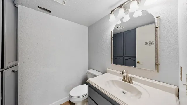 $599,999 | 1733 Nighthawk Way, Modesto, CA 95358