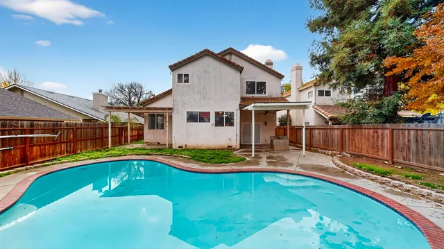 $599,999 | 1733 Nighthawk Way, Modesto, CA 95358