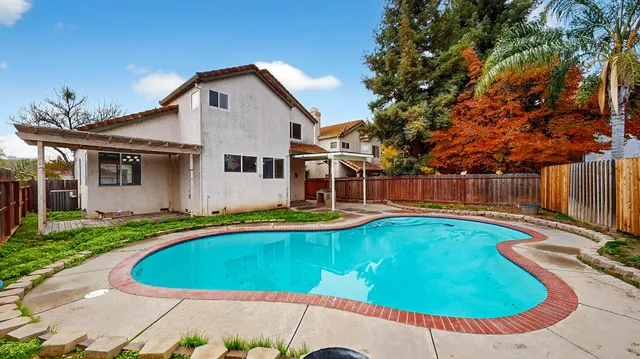 $599,999 | 1733 Nighthawk Way, Modesto, CA 95358