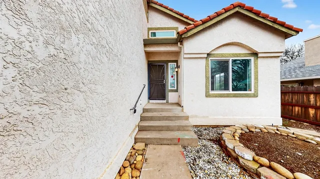 $599,999 | 1733 Nighthawk Way, Modesto, CA 95358