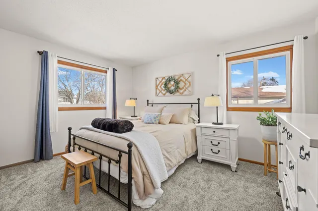 $399,900 | 13713 James Avenue South, Burnsville, MN 55337