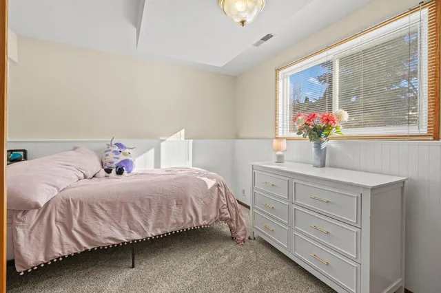 $399,900 | 13713 James Avenue South, Burnsville, MN 55337