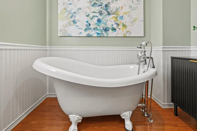 $399,900 | 13713 James Avenue South, Burnsville, MN 55337