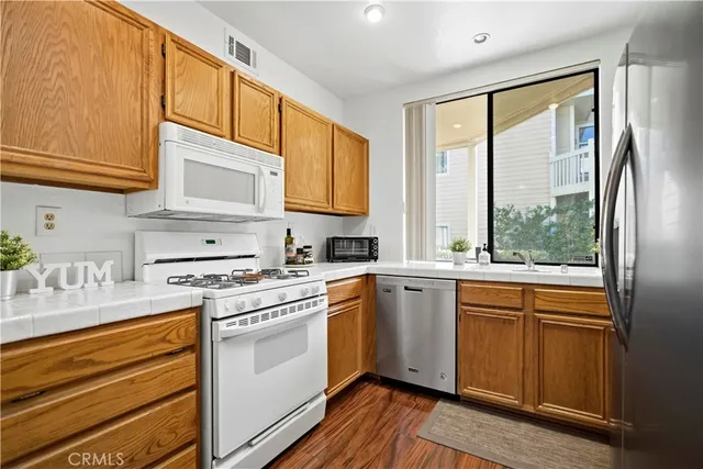 $499,000 | 4900 North Grand Avenue, Unit 215, Covina, CA 91724