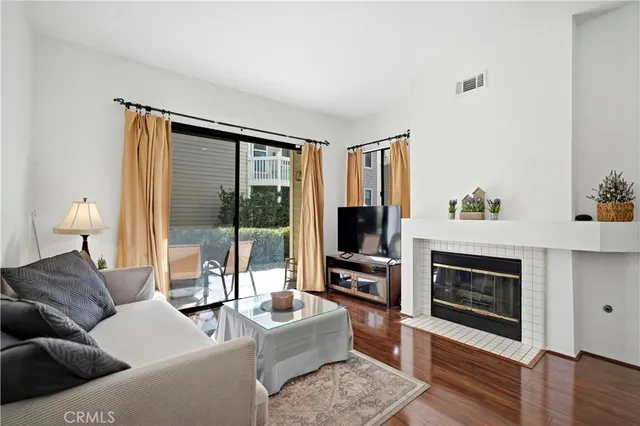 $499,000 | 4900 North Grand Avenue, Unit 215, Covina, CA 91724