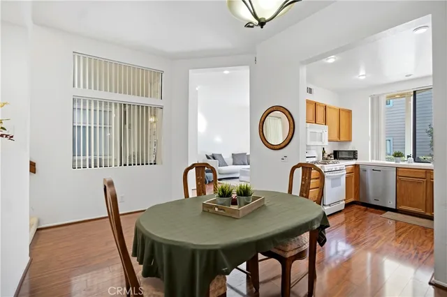 $499,000 | 4900 North Grand Avenue, Unit 215, Covina, CA 91724