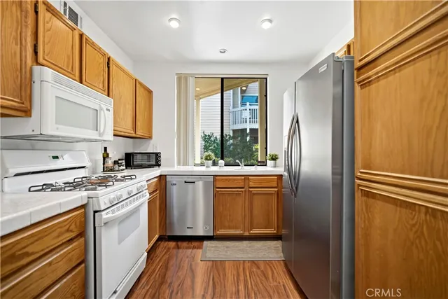 $499,000 | 4900 North Grand Avenue, Unit 215, Covina, CA 91724