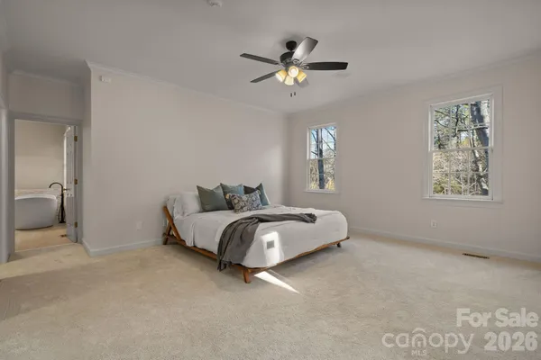 $799,900 | 550 20th Ave Court Northwest, Hickory, NC 28601