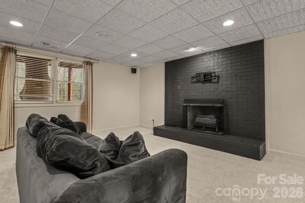 $799,900 | 550 20th Ave Court Northwest, Hickory, NC 28601