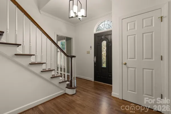 $799,900 | 550 20th Ave Court Northwest, Hickory, NC 28601