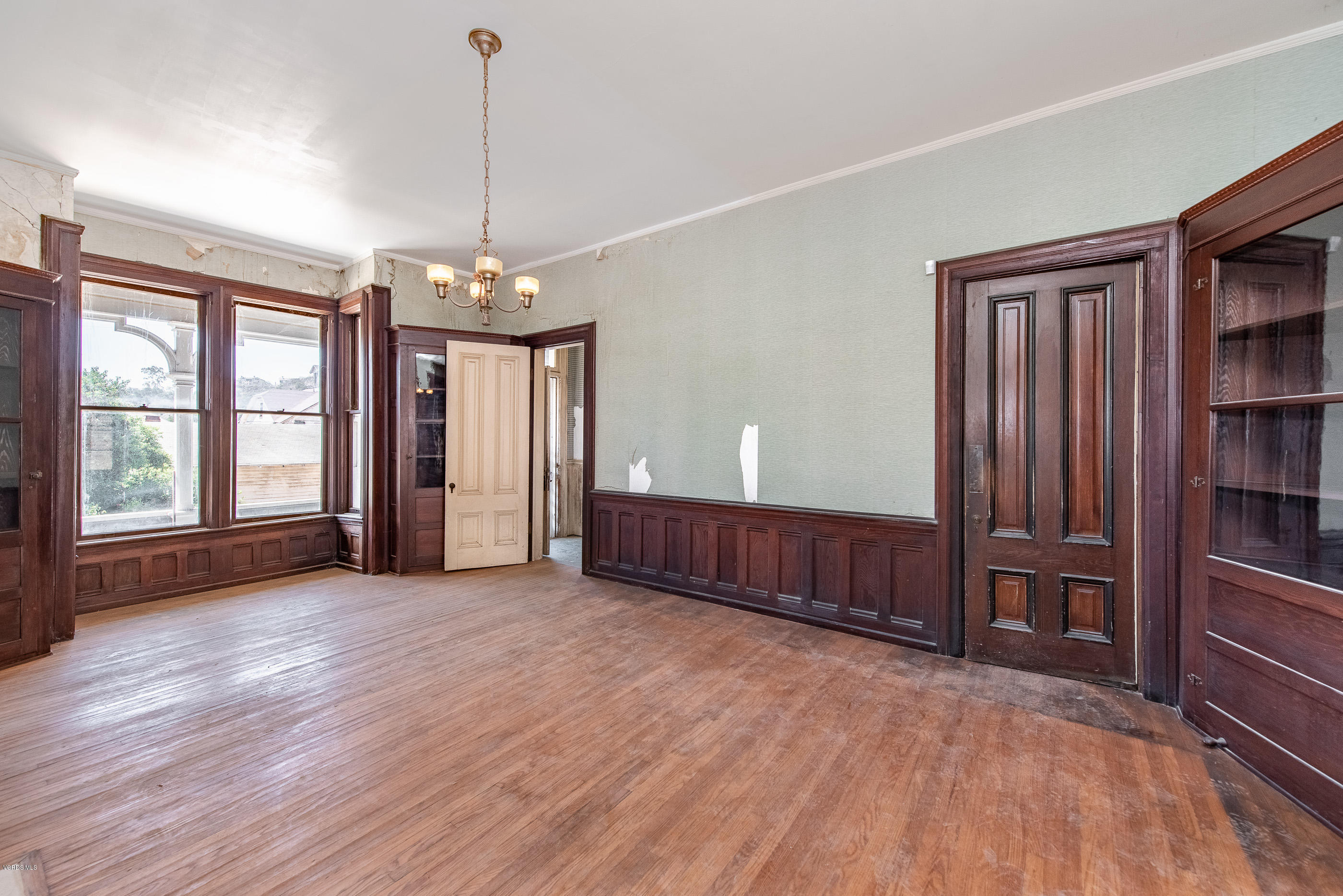 1226 Ojai Road Santa Paula, CA 93060 - Photo 13 of 73 a view of a livingroom with furniture window and wooden floor