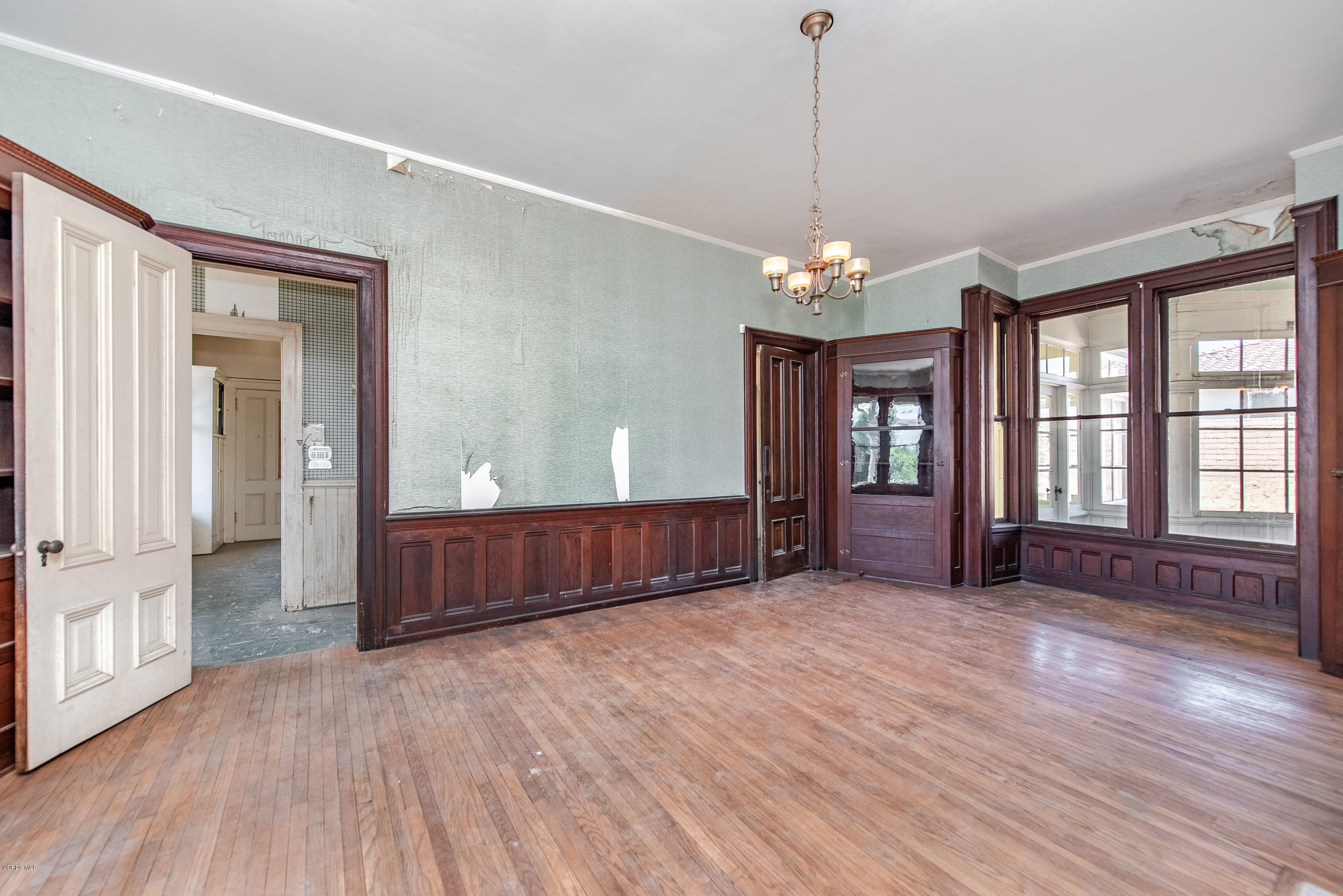 1226 Ojai Road Santa Paula, CA 93060 - Photo 18 of 73 a view of a room with window wooden floor and front door