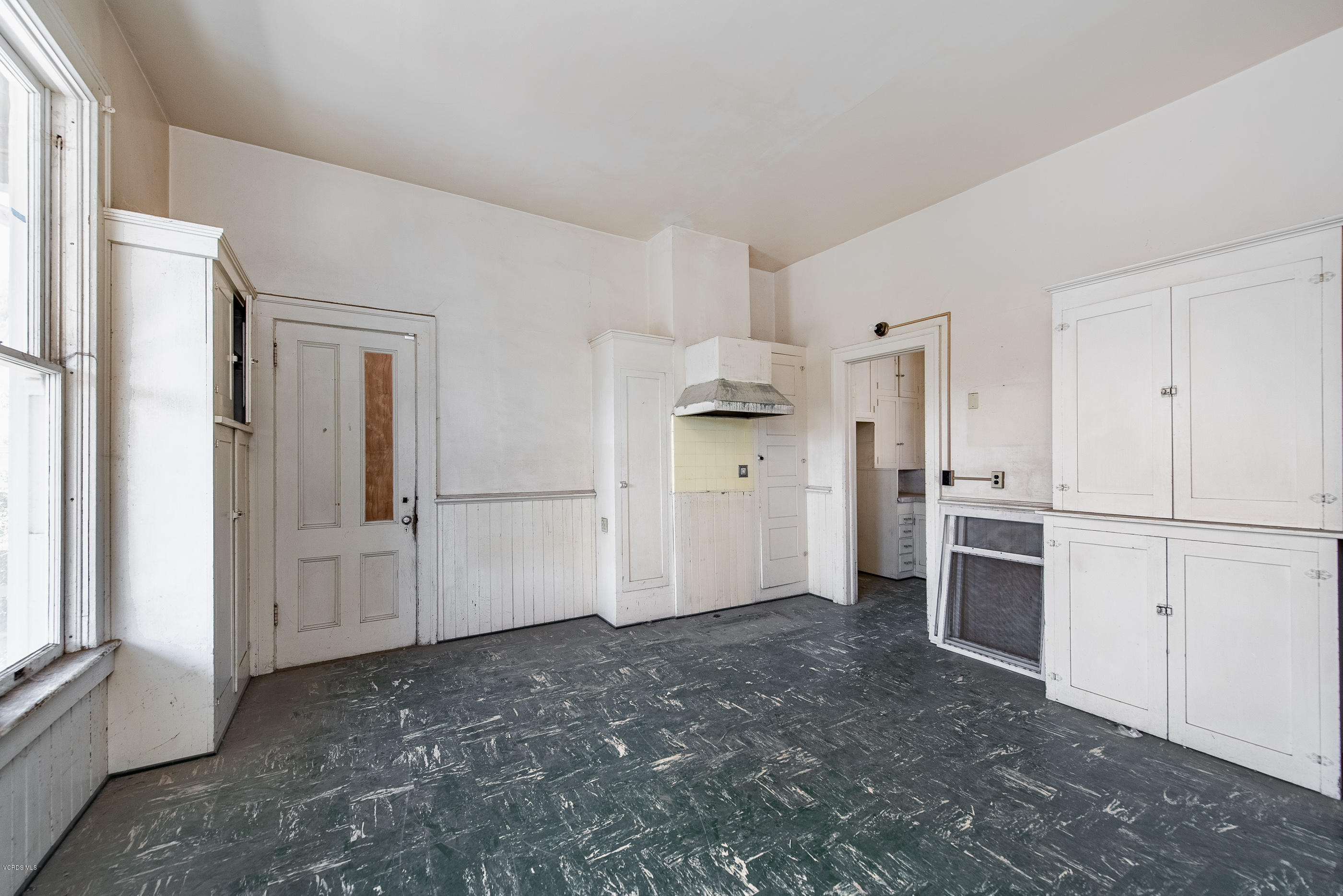 1226 Ojai Road Santa Paula, CA 93060 - Photo 19 of 73 1226 Ojai Rd Santa Paula-17