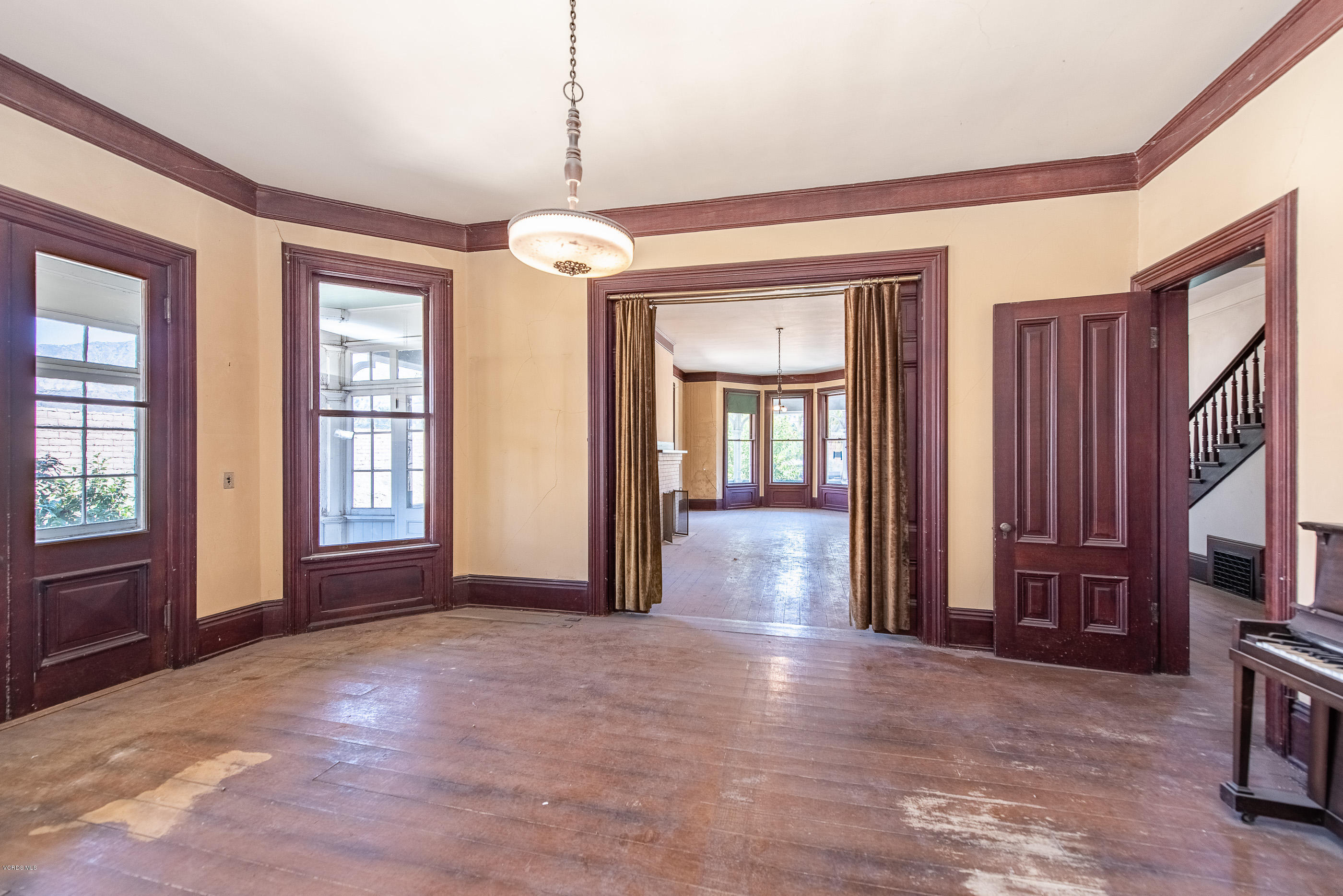 1226 Ojai Road Santa Paula, CA 93060 - Photo 25 of 73 a view of livingroom with hardwood floor and window