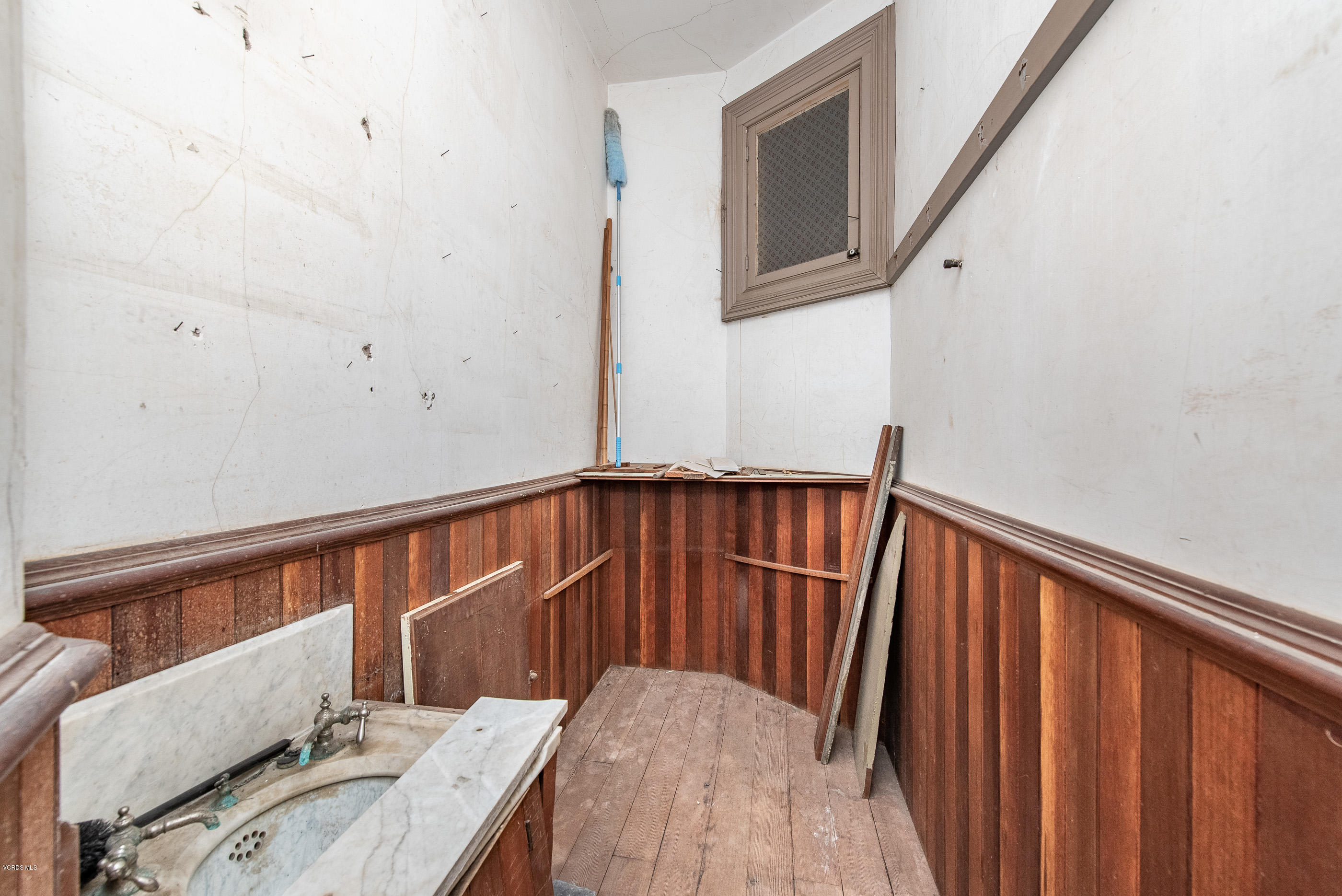 1226 Ojai Road Santa Paula, CA 93060 - Photo 33 of 73 1226 Ojai Rd Santa Paula-33