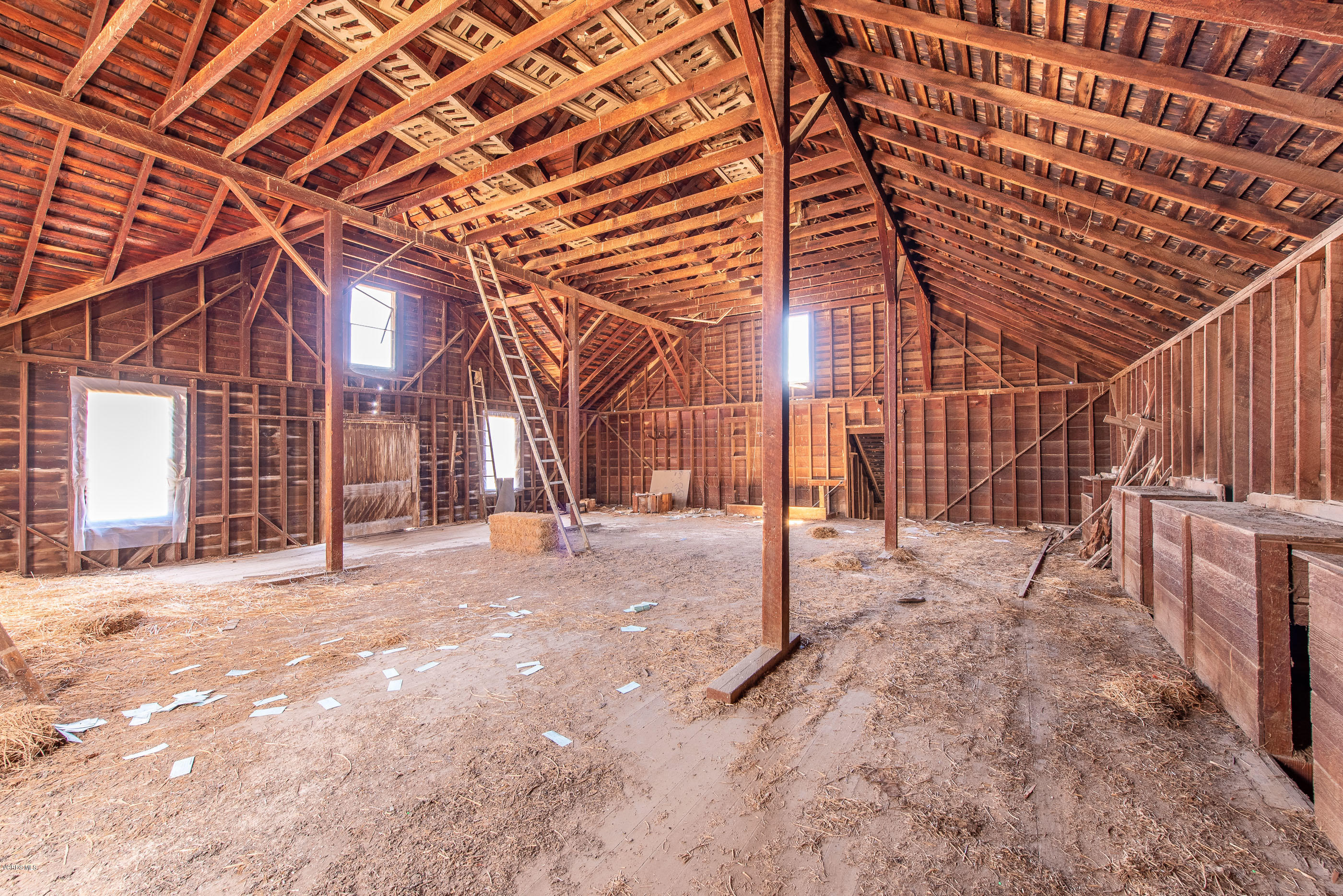 1226 Ojai Road Santa Paula, CA 93060 - Photo 56 of 73 a view of a backyard