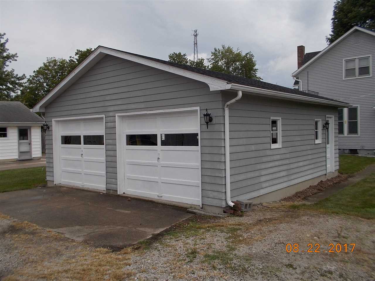 315 North 10th Street Decatur, IN 46733 - Photo 6 of 25