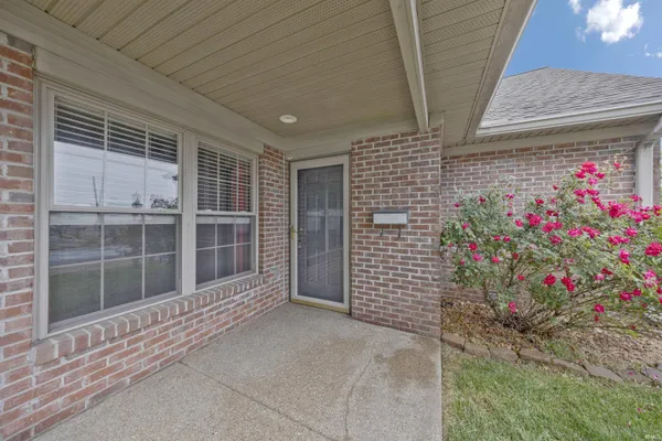 $209,900 | 4300 North Fulton Avenue, Evansville, IN 47710
