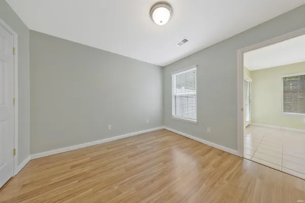 $209,900 | 4300 North Fulton Avenue, Evansville, IN 47710