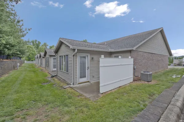 $209,900 | 4300 North Fulton Avenue, Evansville, IN 47710