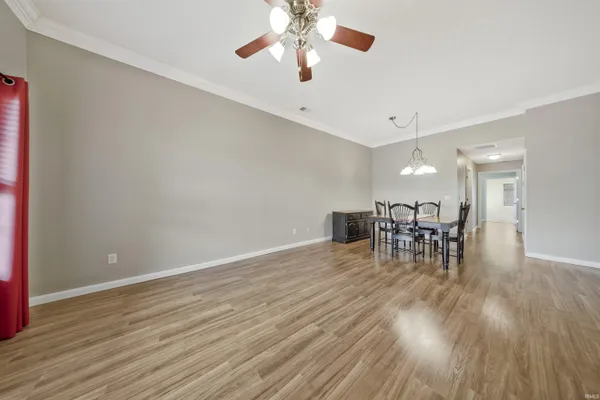 $209,900 | 4300 North Fulton Avenue, Evansville, IN 47710