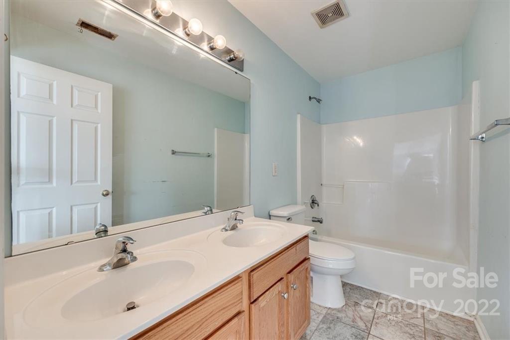 3768 Leela Palace Way Fort Mill, SC 29708 - Photo 23 of 37 Gallery Image 23