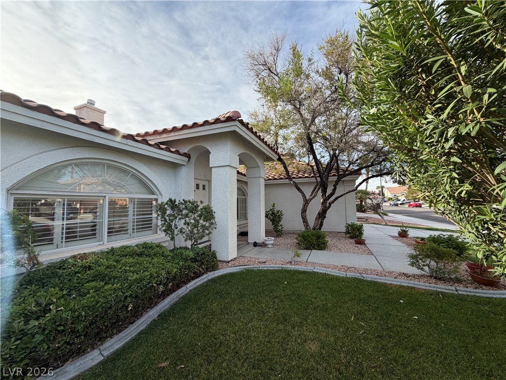 3900 Diamond Ridge Street Las Vegas, NV 89129 - Photo 2 of 19 Gallery Image 2