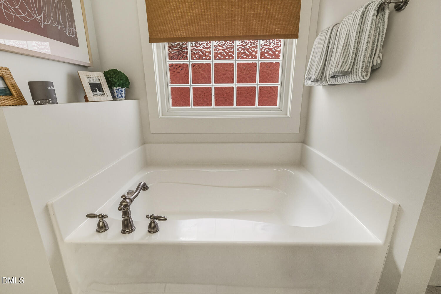 4615 All Points View Way Raleigh, NC 27614 - Photo 23 of 48 035