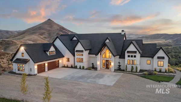 $2,790,000 | 8011 Westridge Lane, Emmett, ID 83617