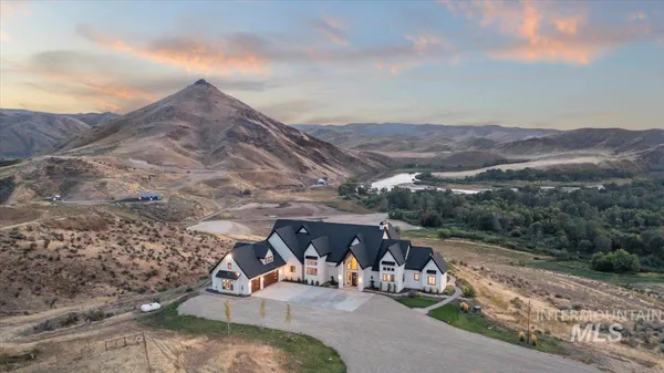 $2,790,000 | 8011 Westridge Lane, Emmett, ID 83617